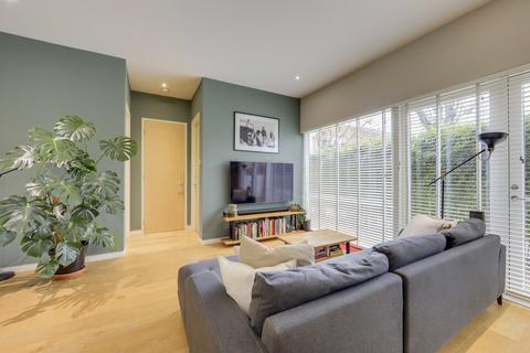 2 bedroom flat for sale, Wastdale Road, Forest Hill, London, SE23