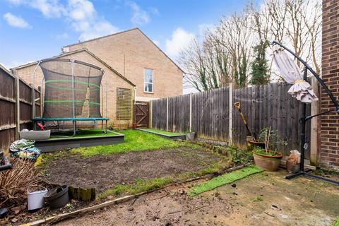 24 Olivers Mill, New Ash Green, Longfield, DA3 8RE
