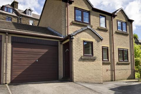 2 bedroom link detached house for sale, Wellfield Court, Matlock DE4