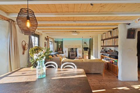 1, Ivy Cottage Chapel Hill, Porthtowan, Truro, TR4 8AS