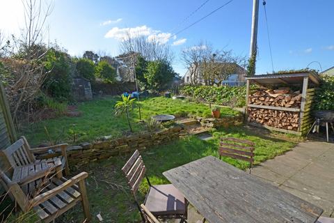 1, Ivy Cottage Chapel Hill, Porthtowan, Truro, TR4 8AS