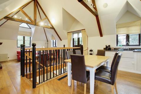 undefined, Ferry Lane, Staines-upon-Thames TW19