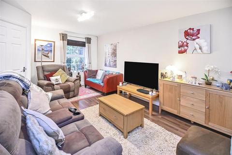 4 bedroom mews for sale, Leigh Road, Leigh