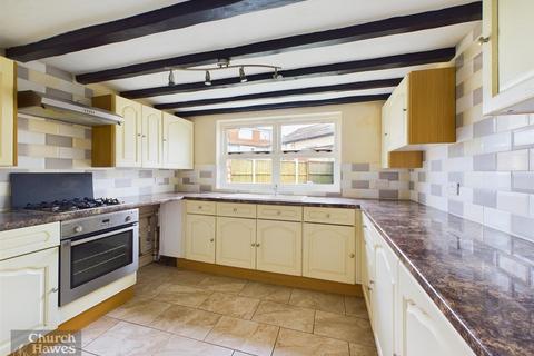 2 bedroom end of terrace house for sale, Mill Road, Maldon