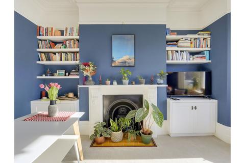 31a Blythe Hill, London, SE6 4UL