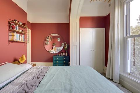 31a Blythe Hill, London, SE6 4UL