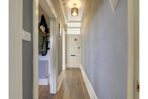 31a Blythe Hill, London, SE6 4UL