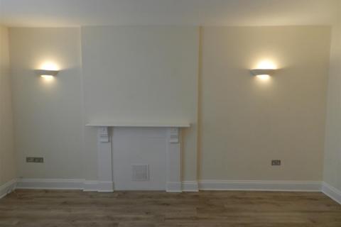 2 bedroom apartment to rent, Tenby House, Fairplace Terrace, Okehampton