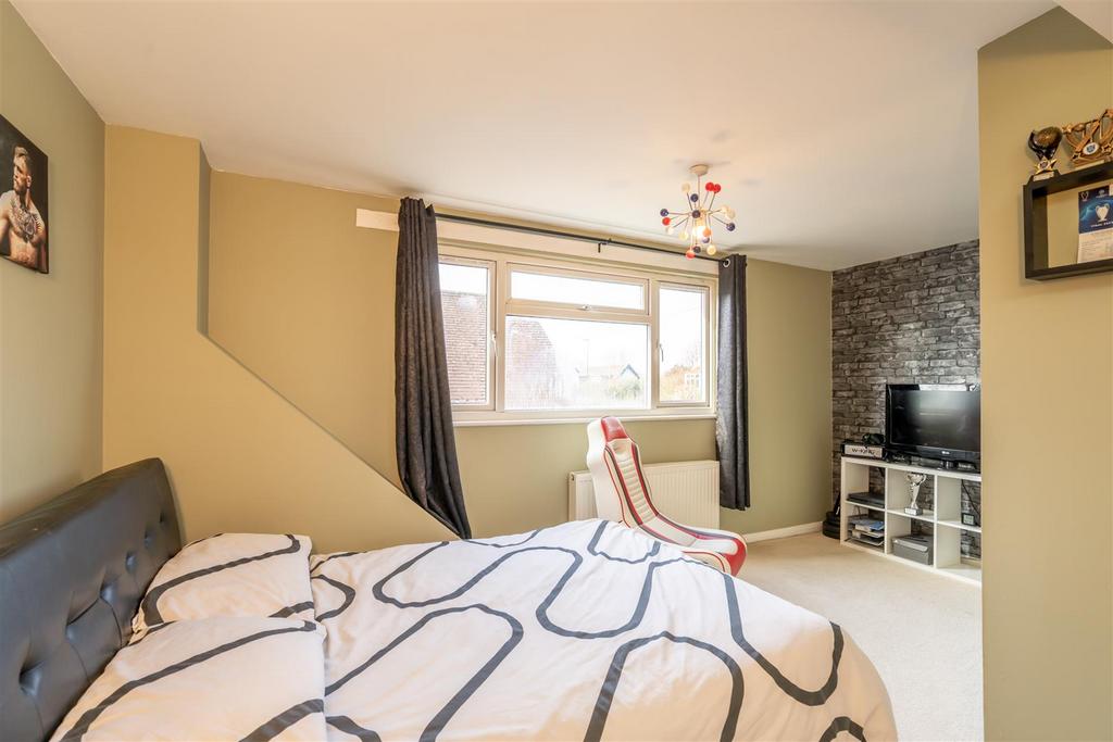Bedroom 2.jpg