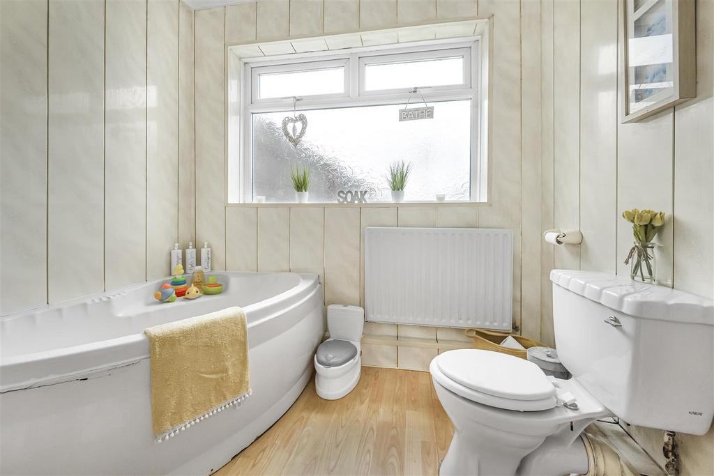 Bathroom/w.c.