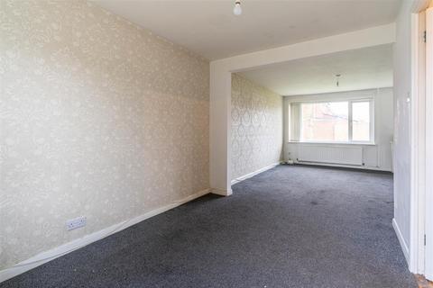 3 bedroom semi-detached house to rent, Gloucester Court, Kingston Park, NE3