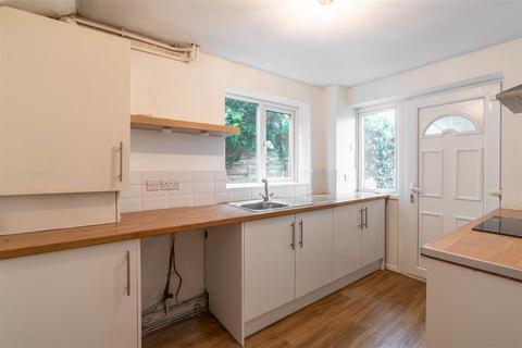 3 bedroom semi-detached house to rent, Gloucester Court, Kingston Park, NE3