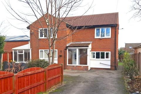 4 bedroom detached house to rent, Moorland Road, Drighlington