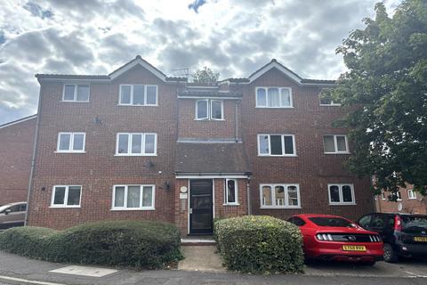 101 Howard Close, Waltham Abbey, EN9 1XB