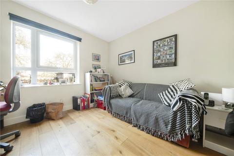 2 bedroom apartment for sale, Desvignes Drive, London, SE13