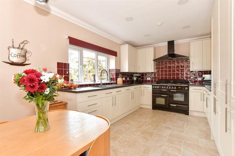 4 bedroom detached house for sale, Princes Road, Freshwater, Isle of Wight