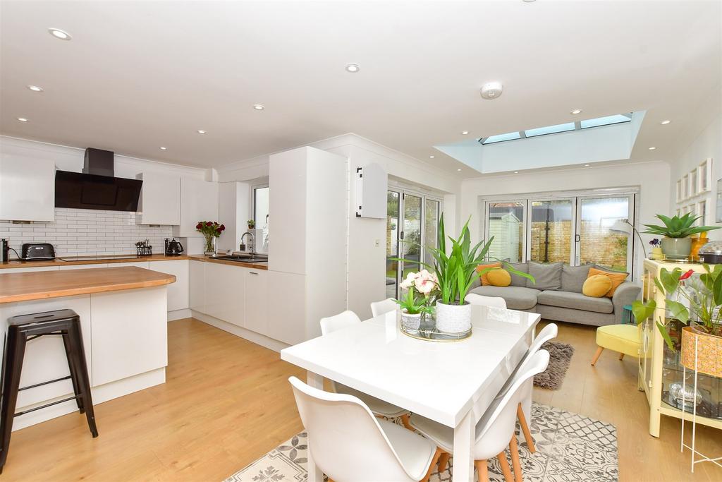 Kitchen/Dining/ Living Area