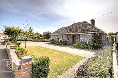 2 bedroom bungalow for sale, Kings Road, Clacton-on-Sea, Essex, CO15