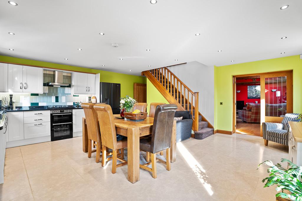 Kitchen dining room