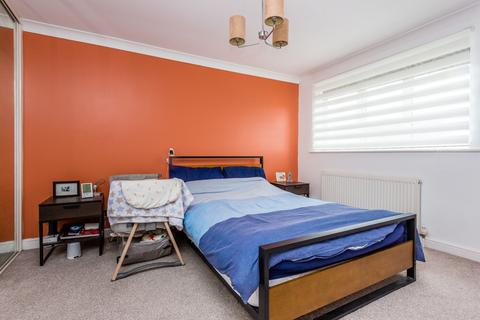 67 Ashridge Close, Rushden, NN10 9HS