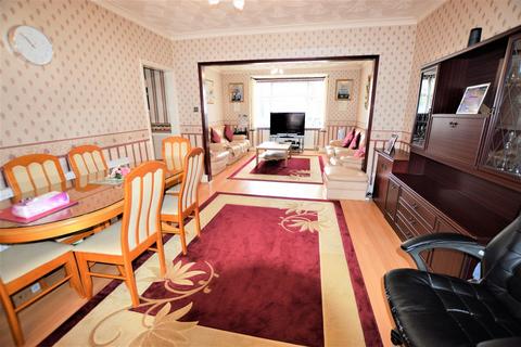 3 bedroom end of terrace house for sale, Ranelagh Road, Southall