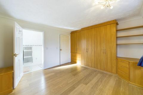 10 Kenmore Drive, Woodhall Spa, LN10 6BB