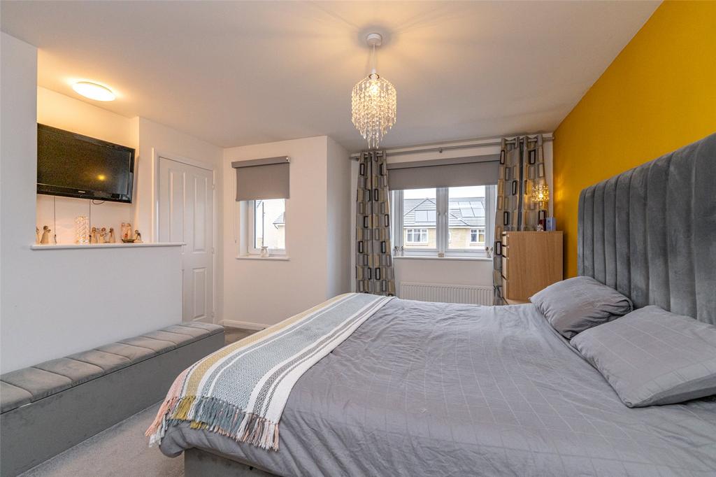 Bedroom 1 Alt