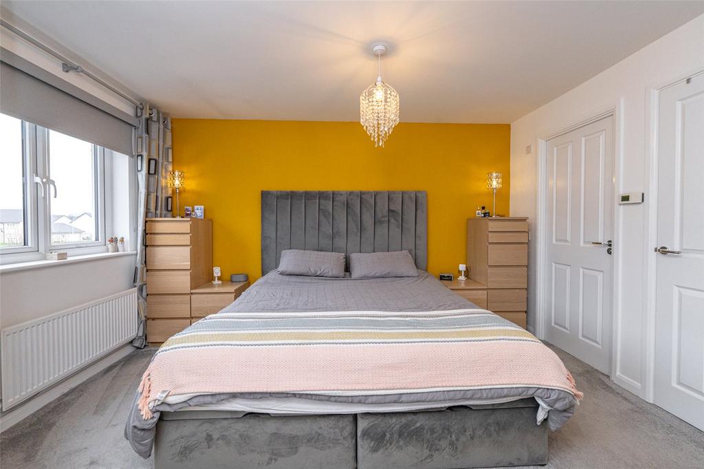 Bedroom 1 Alt