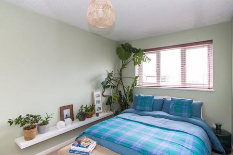 2 Cannington Close, Sully, Penarth, CF64 5EU