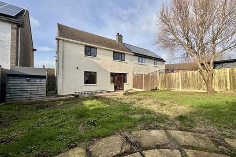 4 bedroom semi-detached house for sale, Traffwll Road, Caergeiliog