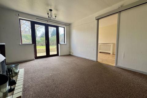 4 bedroom semi-detached house for sale, Traffwll Road, Holyhead, LL65