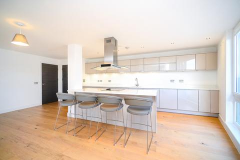 3 bedroom apartment to rent, Brighton Marina, Brighton, BN2