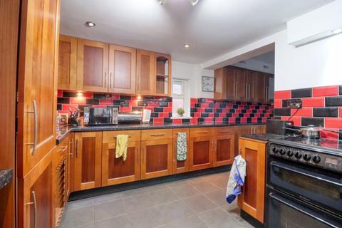 4 bedroom detached house for sale, Chapel Lane, Scunthorpe