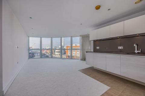 3 bedroom flat for sale, No.1 Building, Gunwharf Quays