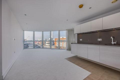 undefined, No.1 Building, Gunwharf Quays
