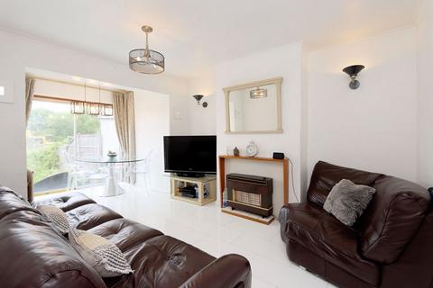 4 bedroom semi-detached house to rent, Hycliffe Gardens, Chigwell IG7