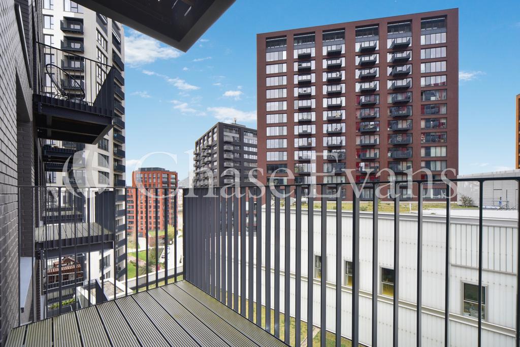Balcony - Echo House