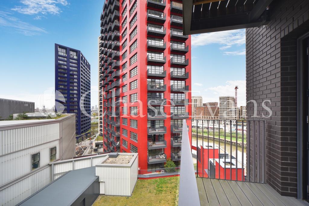 View - Echo House, L