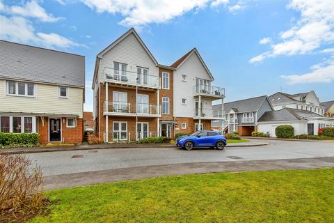 2 bedroom apartment for sale, Amisse Drive, Snodland, Kent