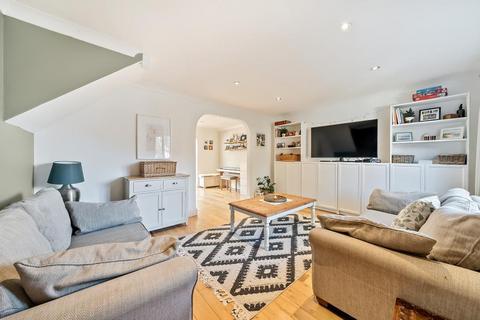 30 Maywater Close, South Croydon, CR2 0RS