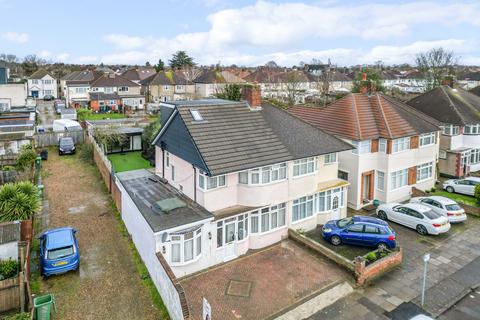 4 bedroom semi-detached house for sale, Sheridan Road, Bexleyheath, DA7