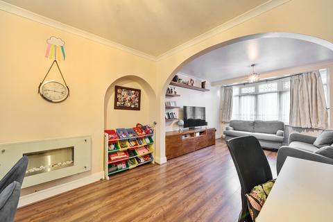 4 bedroom semi-detached house for sale, Sheridan Road, Bexleyheath, DA7