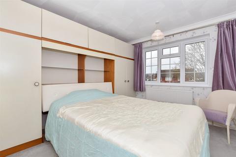 17 Cobdown Close, Ditton, Aylesford, ME20 6SZ