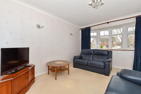 Cobdown Close, Ditton, Aylesford, Kent