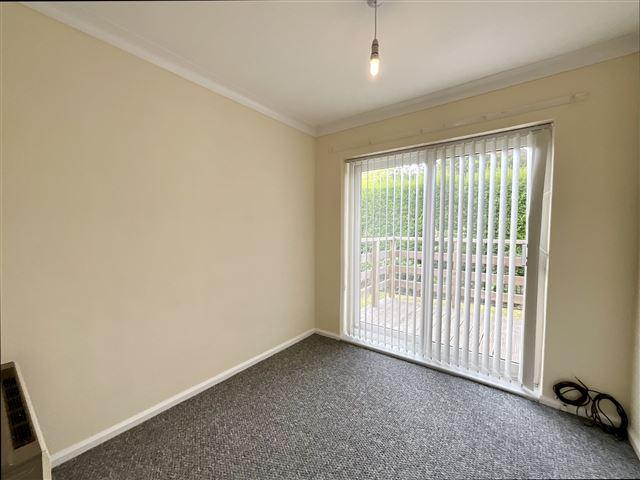 Bedroom/dining room