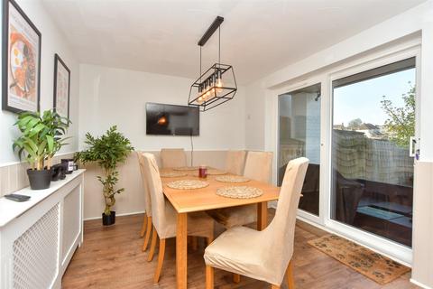 10 Beaconsfield Road, Chatham, ME4 5SW