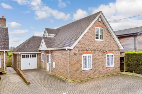 3 bedroom chalet for sale, Lidsing, Gillingham, Kent