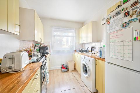 1 bedroom apartment to rent, Morden Road, South Wimbledon SW19