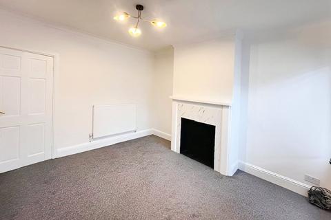 2 bedroom terraced house to rent, Savile Street, Nottinghamshire DN22