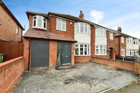 4 bedroom semi-detached house for sale, Balmoral Drive, Leicestershire LE3